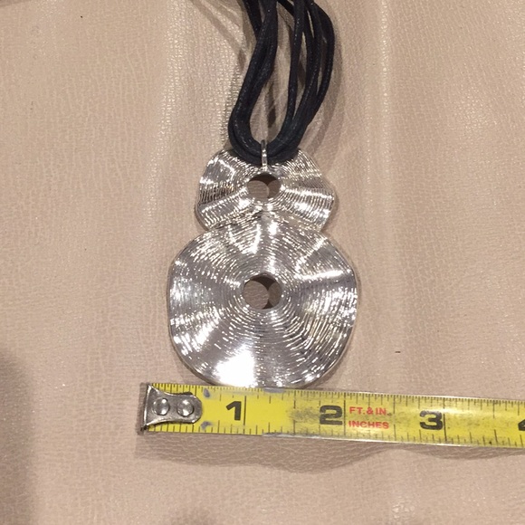 Necklace - Picture 4 of 8